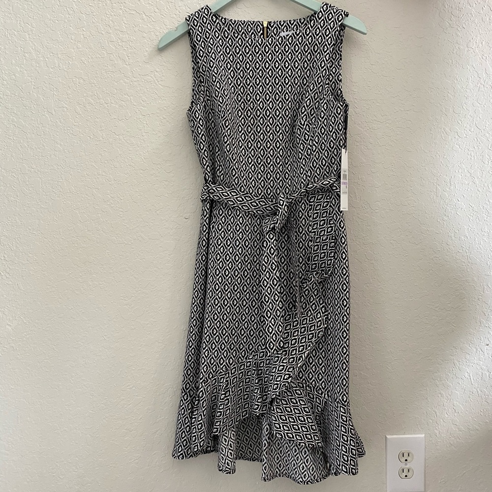Calvin Klein Black/White Waist Tie Ruffle Dress 6